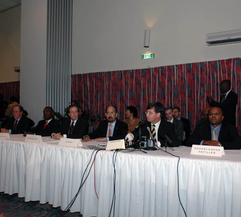 Start Ronde Tafel Conferentie 2005
